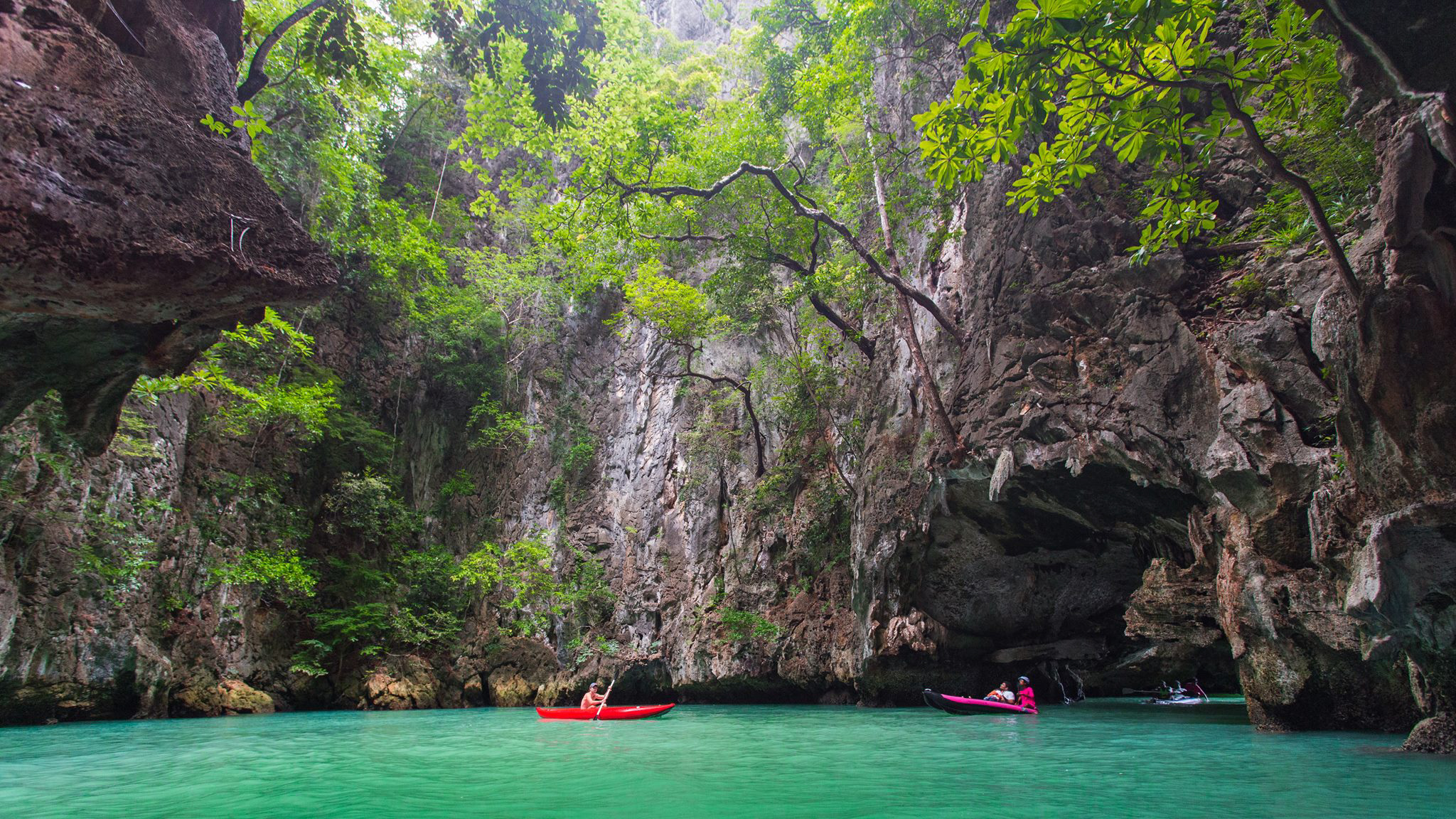 James Bond + Khai Islands Canoeing and Snorkeling by Speed boat