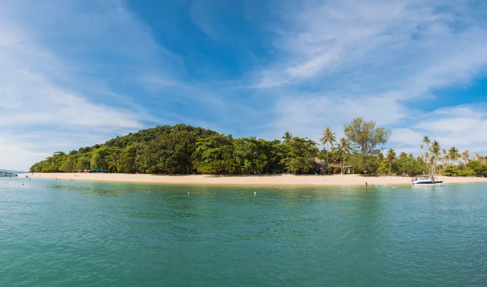 Jamesbond island by Speed Catamaran PREMIUM SERVICE