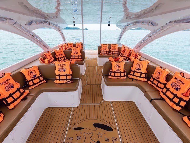 Jamesbond island By PREMIUM Speed Catamaran (Maximum 30 Pax)