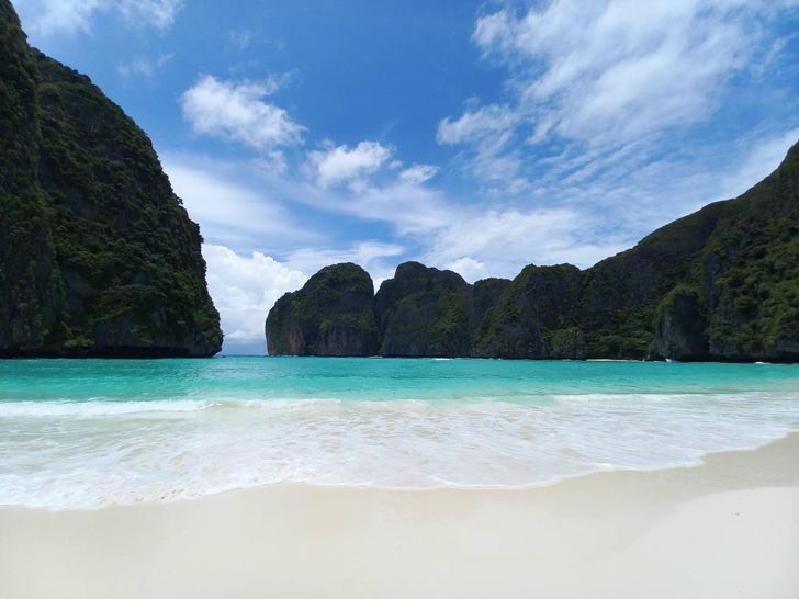 Phi Phi + Maya bay + Bamboo Island by Speed Catamaran
